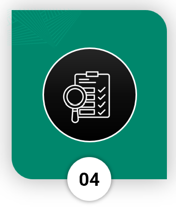 Icon eines Klemmbretts mit Checkliste und Lupe, nummeriert mit 04.